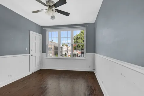 4434 South Richmond Street Chicago IL 60632