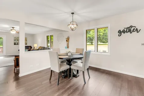 11N025 Burlington Road Hampshire IL 60140
