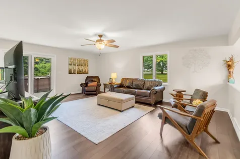 11N025 Burlington Road Hampshire IL 60140