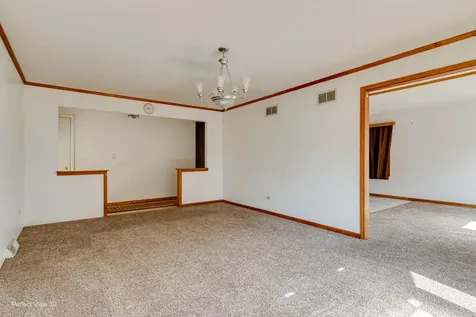 1605 South Main Street Lombard IL 60148