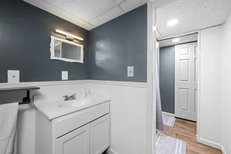 925 42ND Street Moline IL 61265