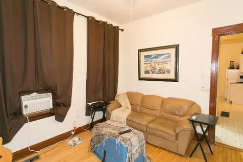 1927 West Schiller Street Chicago IL 60622