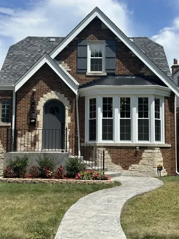 8405 South Indiana Avenue Chicago IL 60619