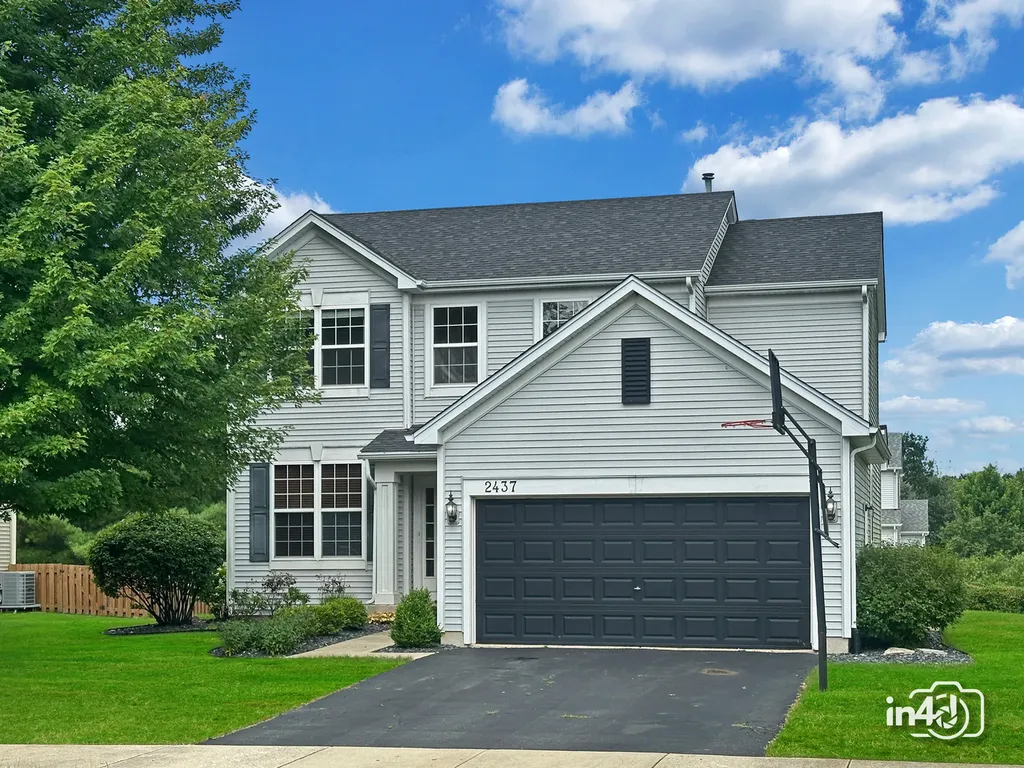 2437 Sir Barton Lane Montgomery IL 60538