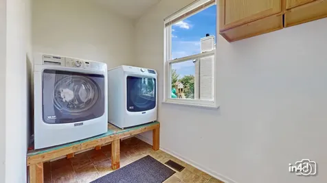 2437 Sir Barton Lane Montgomery IL 60538