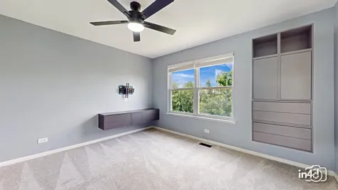 2437 Sir Barton Lane Montgomery IL 60538