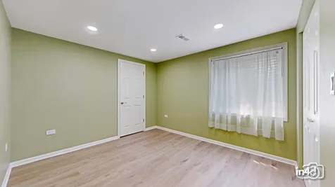 2437 Sir Barton Lane Montgomery IL 60538