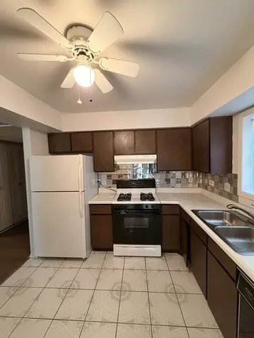 820 Sandra Drive University Park IL 60484