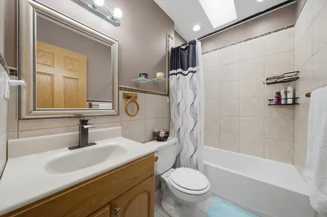 2528 North Harlem Avenue Elmwood Park IL 60707