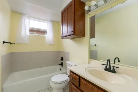 3721 35TH Street Moline IL 61265