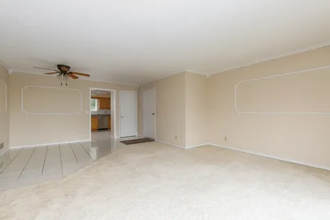 3721 35TH Street Moline IL 61265