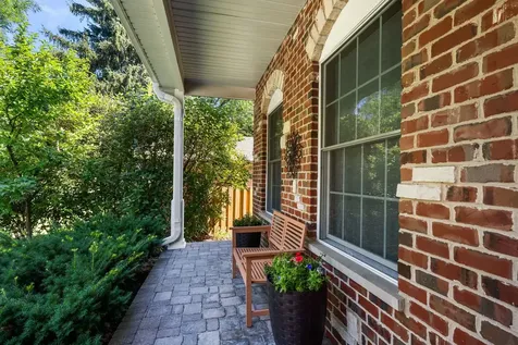 409 South Phelps Avenue Arlington Heights IL 60004