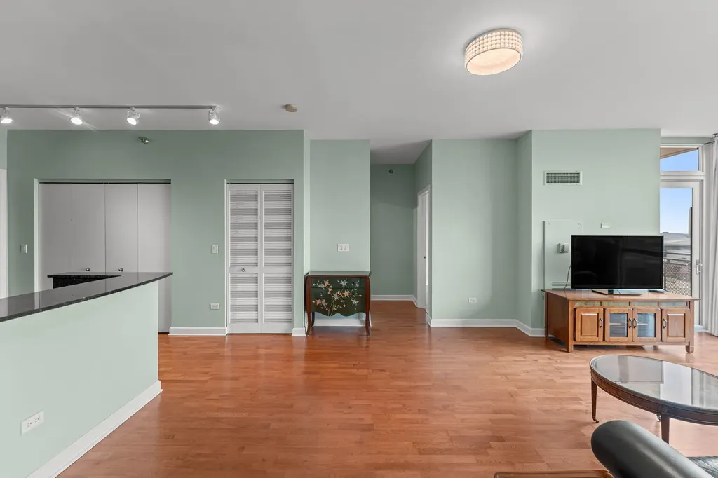 1841 South Calumet Avenue Chicago IL 60616