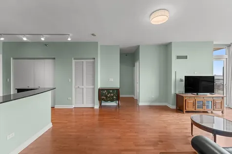 1841 South Calumet Avenue Chicago IL 60616