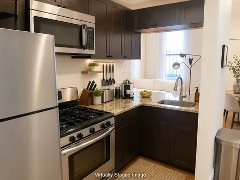 1923 North Sedgwick Street Chicago IL 60614