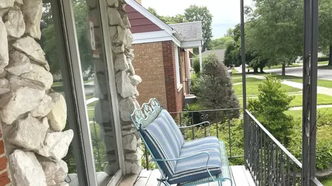 4616 West 97th Place Oak Lawn IL 60453