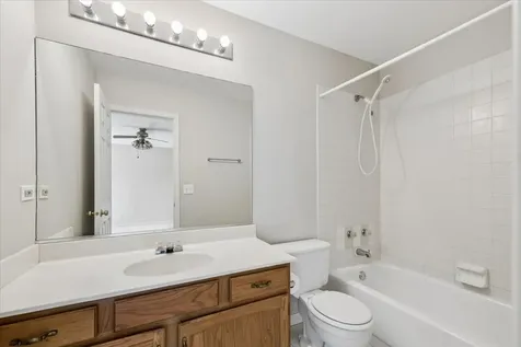 157 Louise Court Wood Dale IL 60191