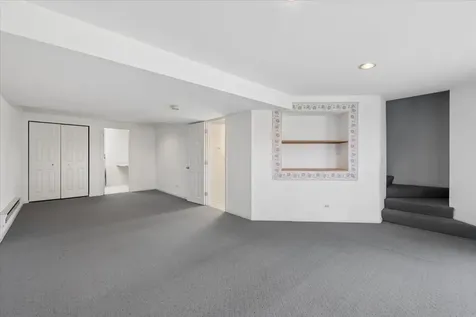157 Louise Court Wood Dale IL 60191