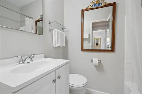 1585 Ridge Avenue Evanston IL 60201