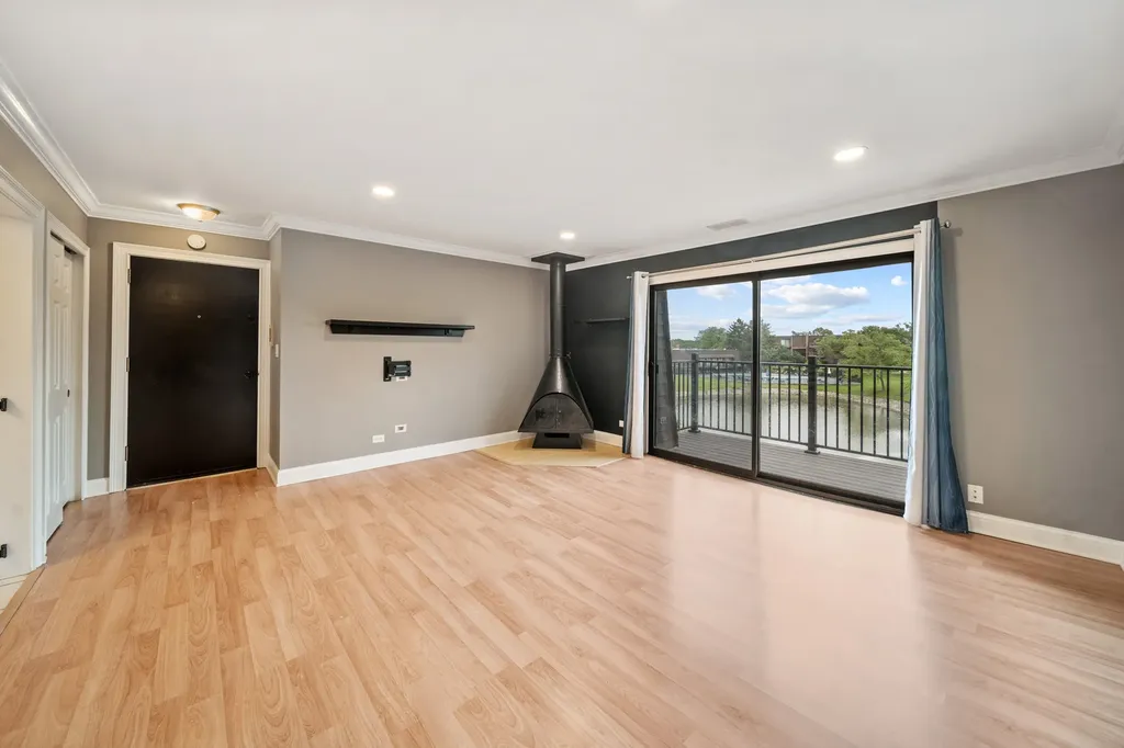 621 Tralee Court Schaumburg IL 60193
