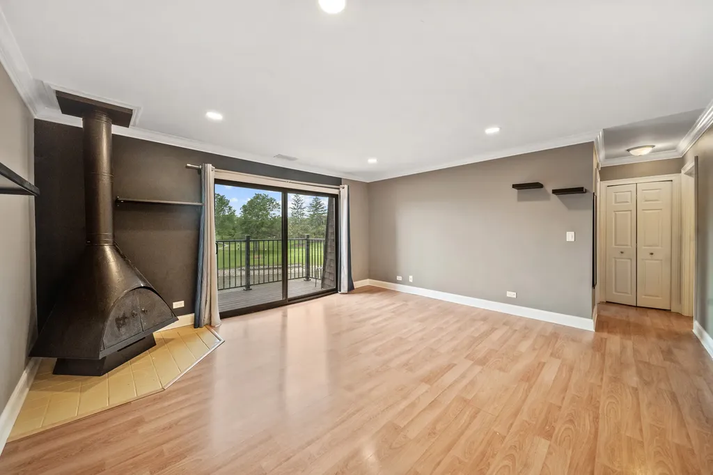 621 Tralee Court Schaumburg IL 60193
