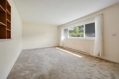 12 East Elaine Circle Prospect Heights IL 60070