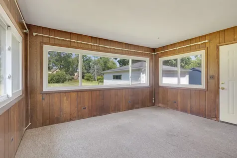 12 East Elaine Circle Prospect Heights IL 60070