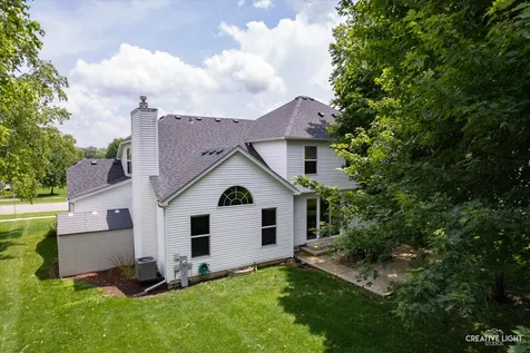 2605 Overlook Court Yorkville IL 60560