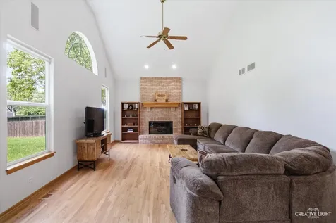 2605 Overlook Court Yorkville IL 60560
