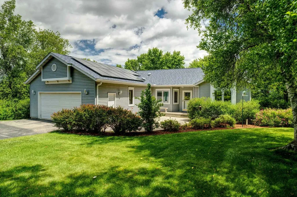 26-48 Norwood Drive Lanark IL 61046