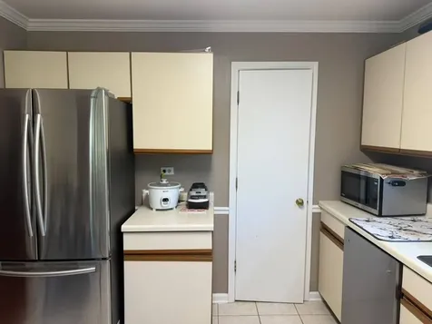 1228 Bradwell Lane Mundelein IL 60060
