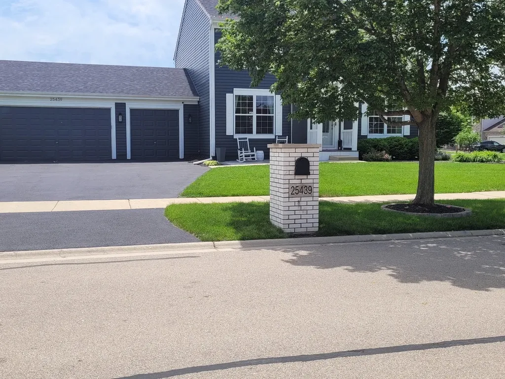 25439 Bower Court Plainfield IL 60585