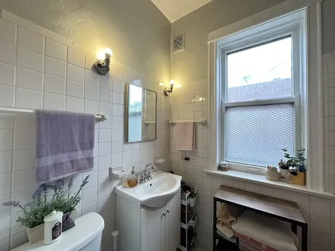 3242 North Racine Avenue Chicago IL 60657