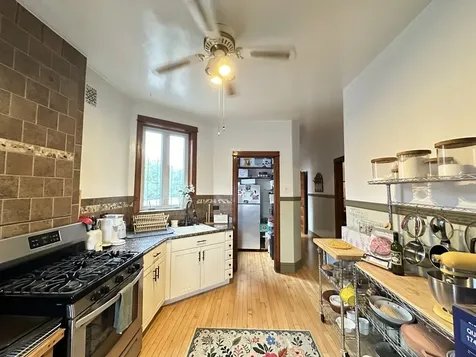 3242 North Racine Avenue Chicago IL 60657