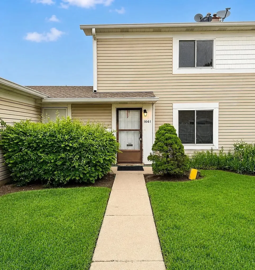 1661 Cornell Drive Hoffman Estates IL 60169