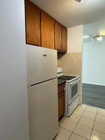6171 North Sheridan Road Chicago IL 60660