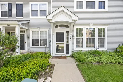 262 Springbrook Trail S Oswego IL 60543