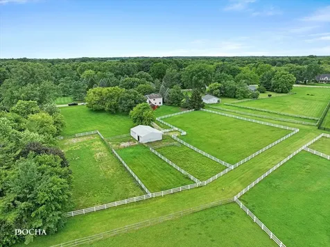 6N777 Palomino Drive Campton Hills IL 60175