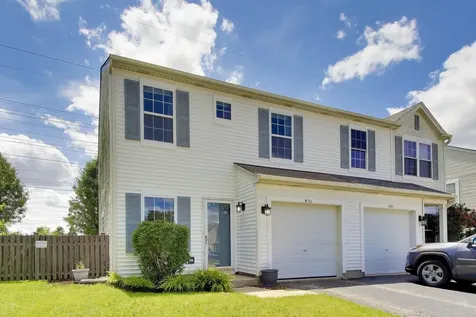 931 East Savannah Drive Romeoville IL 60446