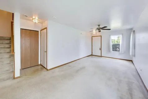 931 East Savannah Drive Romeoville IL 60446