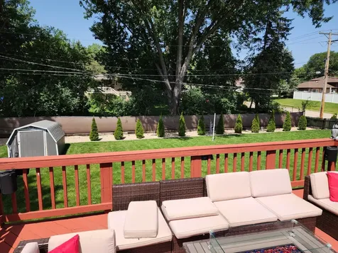 560 Lincoln Street Roselle IL 60172