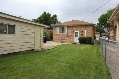 9647 South Sacramento Avenue Evergreen Park IL 60805