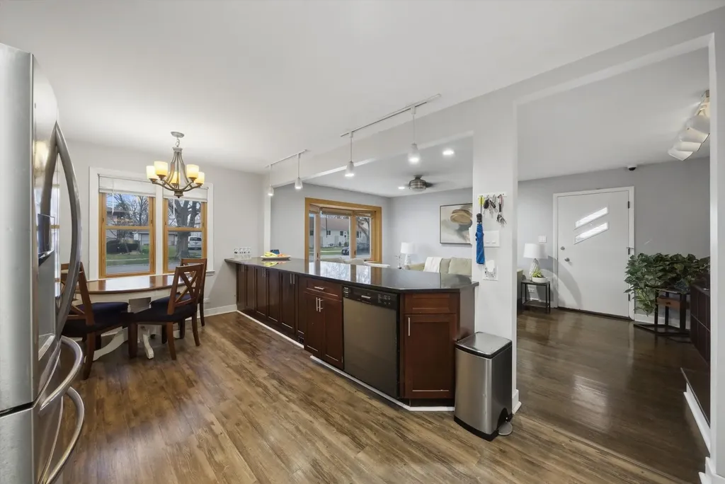 3841 Arthur Avenue Brookfield IL 60513