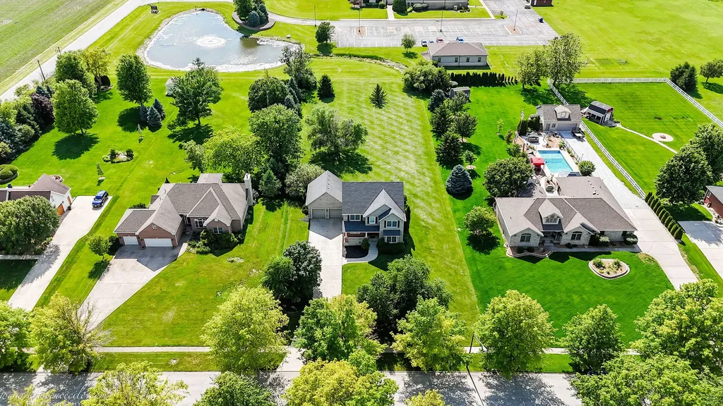 5066 North Pin Oak Turn Drive Bourbonnais IL 60914