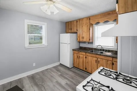 506 East Elm Street Salem IL 62881