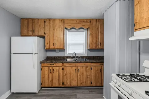 506 East Elm Street Salem IL 62881