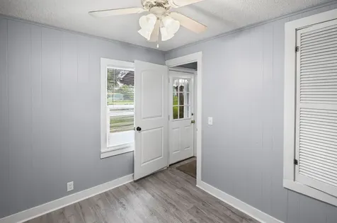 506 East Elm Street Salem IL 62881