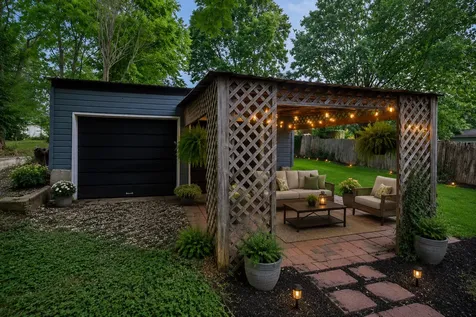 506 East Elm Street Salem IL 62881
