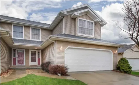1307 Beacon Hill Court Normal IL 61761
