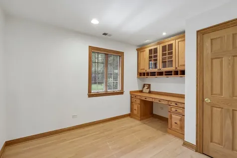 1607 Short Terrace Des Plaines IL 60018